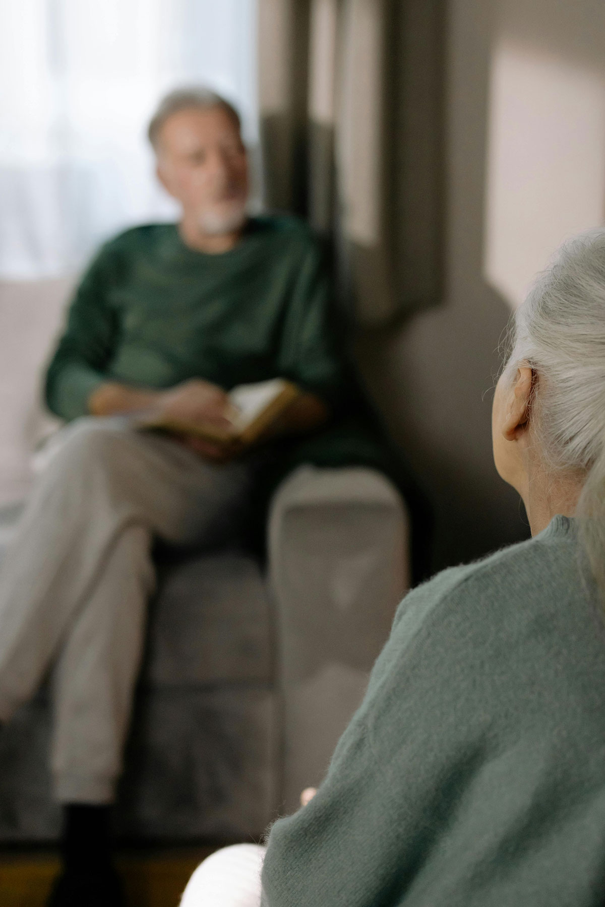 counseling-session-shallow-focus